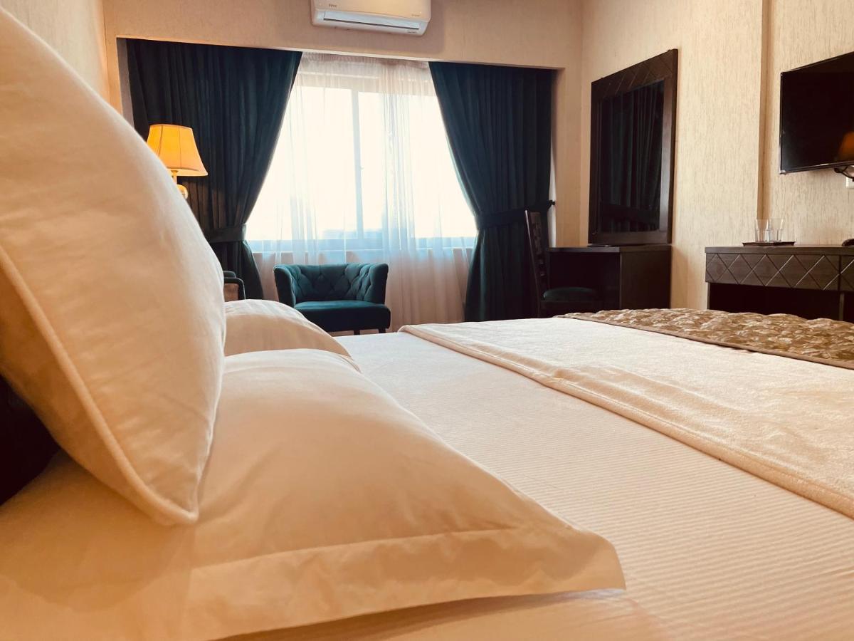 Hotel Grand Arena Rawalpindi Esterno foto